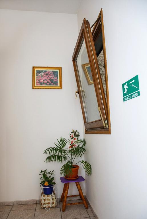 Apartment Ferk ซาเกร็บ ภายนอก รูปภาพ